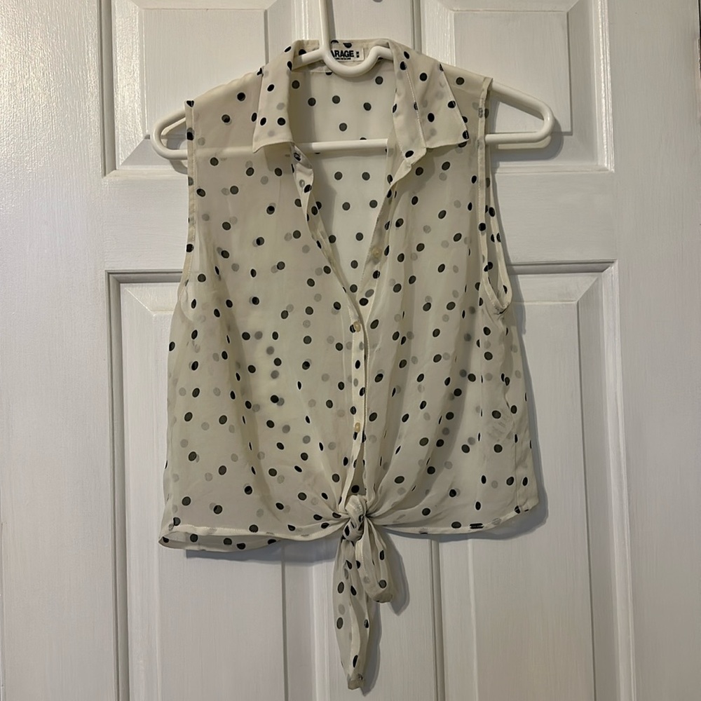 Garage Front Tie Polka Dot Top Size Medium